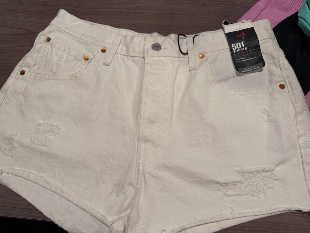 NWT Levi's 501 Shorts, Off-White/Ecru, High Rise, Distressed, 100% Cotton, W33